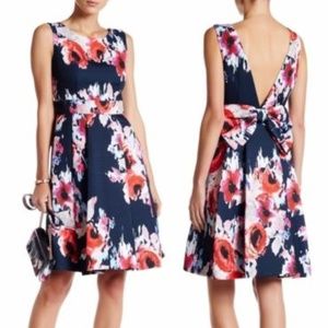 Gorgeous kate spade bow back floral dress size 8